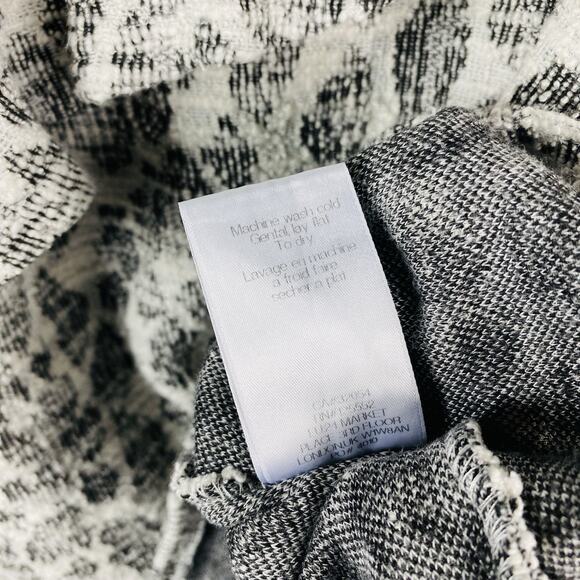 Dolan Left Coast Anthropologie Top Large White Black Savannah Textured Ruffle - Picture 8 of 8